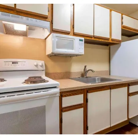 6 Charlotte, Nc - Tyvola Rd Executive Park 2* Charlotte