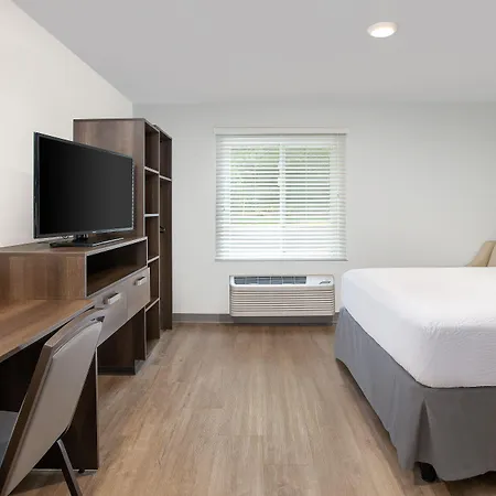 Woodspring - Research Park Hotel