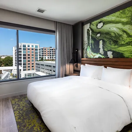 Hyatt Centric Southpark 4*