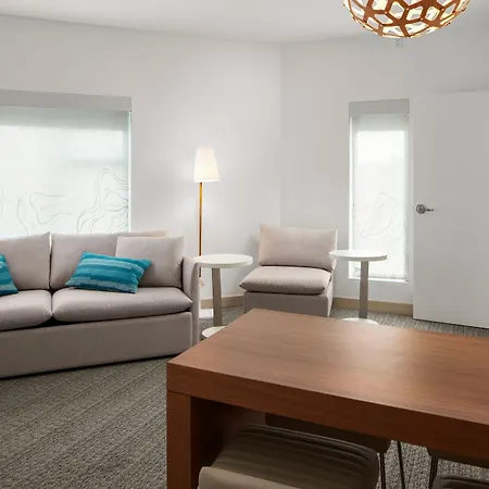Hotel Element By Marriott Uptown