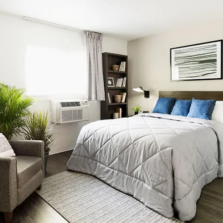 Hotel Intown Extended Nc - Airport 2*
