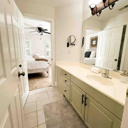 Impressive Luxurious With Pool And Game Space In Nc Holiday home Charlotte