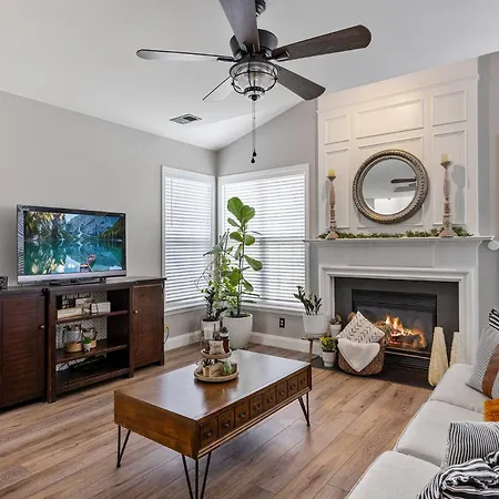Private In Ballantyne Homestay Charlotte