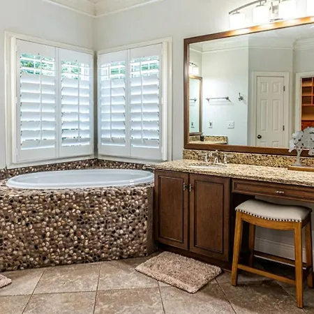 Impressive Luxurious With Pool And Game Space In Nc *