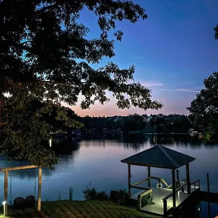 Embrace Nature In Lakefront With Fire Pit In Charlotte, North Carolina *