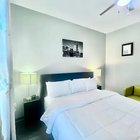Apartment Uptown Modern 2br