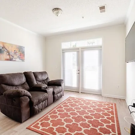 1br With Queen Bed And Recliner Couch Free Parking Apartment *