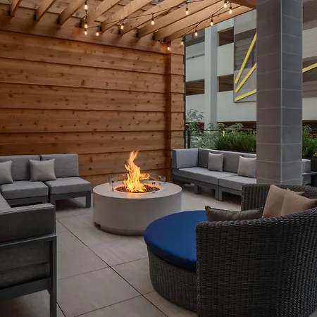 Homewood By Hilton Uptown First Ward Hotel