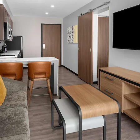 Hotel Homewood By Hilton Uptown First Ward 3*