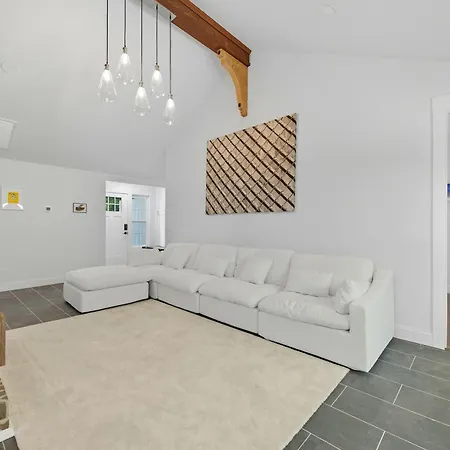 Guest house Bedrooms With Private Bath - 12min From Uptown Charlotte