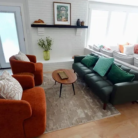 Spacious Dog-friendly Retreat Near Ballantyne * Charlotte