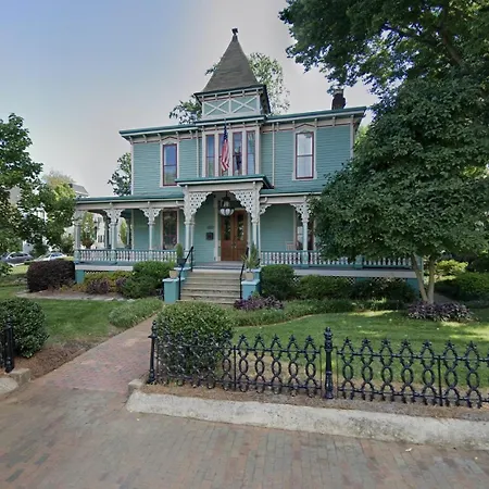 Villa Charming Historic Charlotte