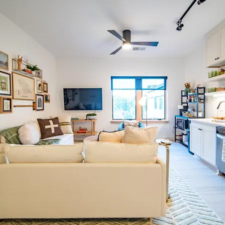 Apartment Inkwell *