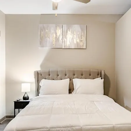 Cozy Uptown With Gym And Swimming Pool * Charlotte
