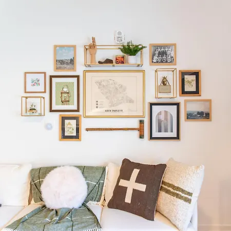 Apartment Inkwell *