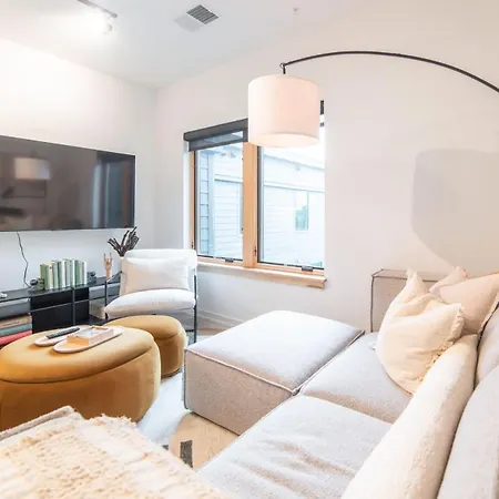 Inkwell Apartment *