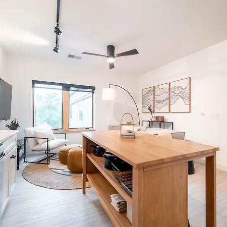 Apartment Inkwell *