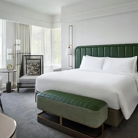 The Ritz-carlton, Hotel