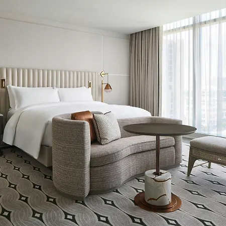 Hotel The Ritz-carlton, 5*