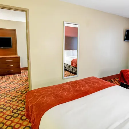 Hotel By Ihg 3*