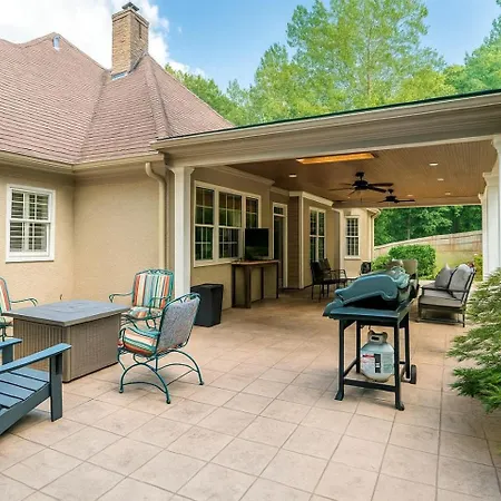 Impressive Luxurious With Pool And Game Space In Nc Charlotte