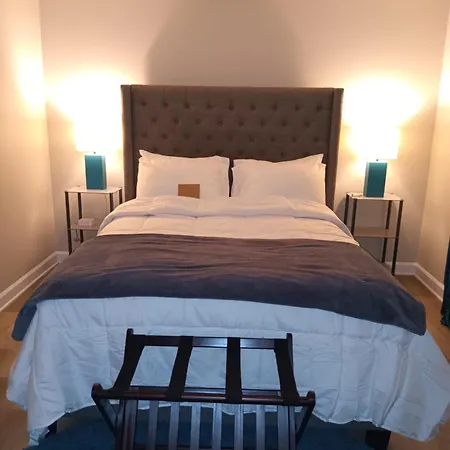 The Serene Uptown Flat Apartment Charlotte