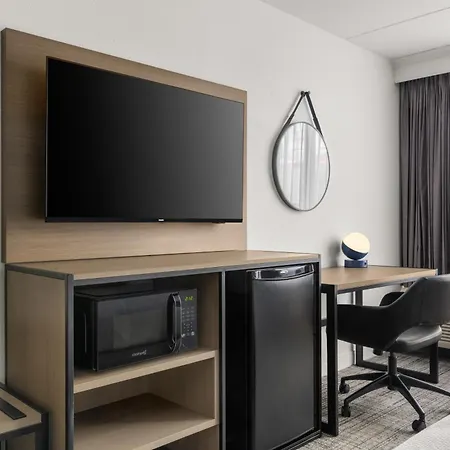 Hotel Express By Marriott South End