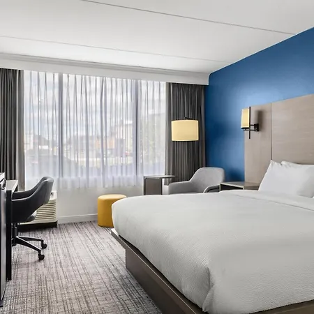 Hotel Express By Marriott South End
