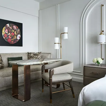 The Ritz-carlton, Hotel 5*