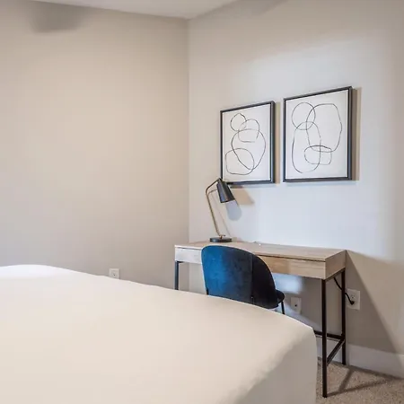 Kasa Dilworth Aparthotel 4*