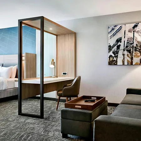 Hotel Springhill By Marriott Arrowood 3*