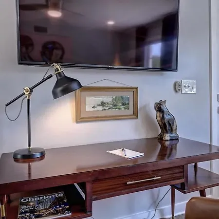Holiday home Comfortable 1br Myers Park Oasis Charlotte