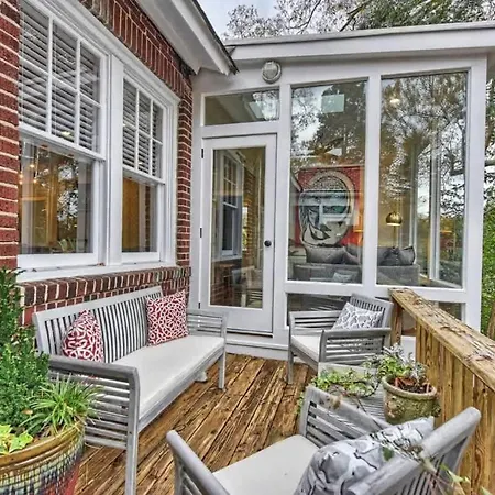 Modern 2br With Sunroom Near Uptown Holiday home Charlotte