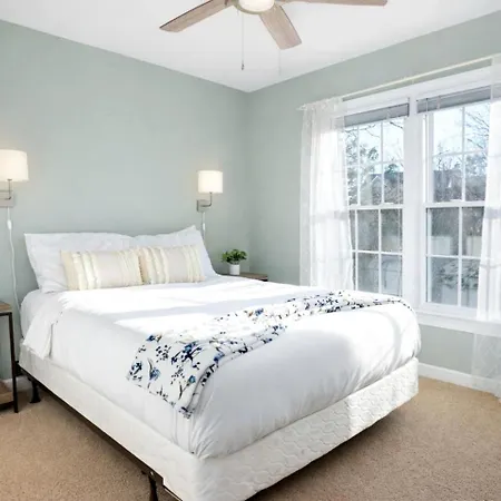 Disconnect At With Great Surroundings In Charlotte, North Carolina * Charlotte