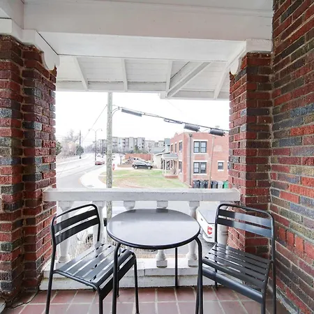 Elegant 1br King Condo, Elizabeth-plaza Midwood *