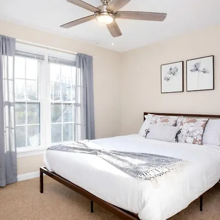 Disconnect At With Great Surroundings In Charlotte, North Carolina Charlotte