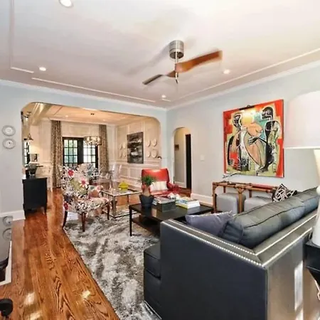 Relax Or Entertain In Luxurious 2br With Patio Charlotte