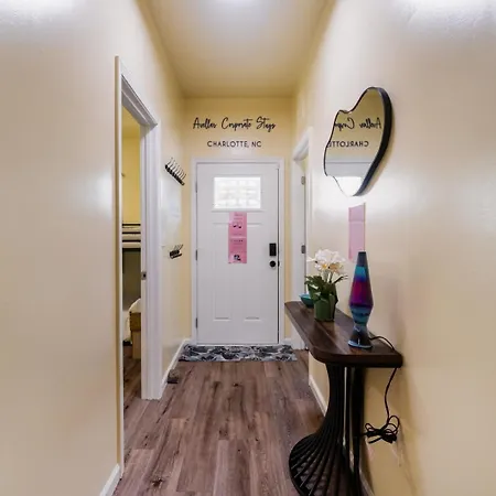 Uptown Charlotte 3Br | Grill + Fire Pit