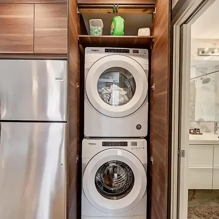 Modern 1br In The Heart Of Clt Holiday home