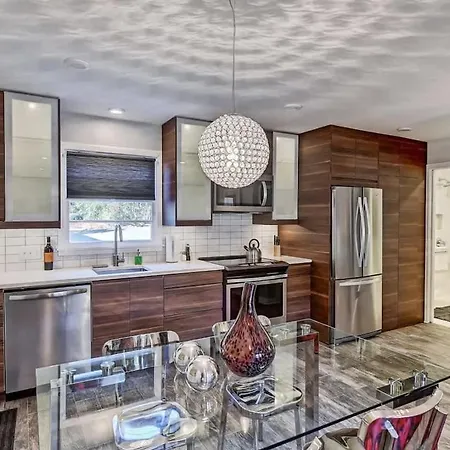 Comfortable And Stylish Near Myers Park Charlotte