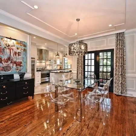 Relax Or Entertain In Luxurious 2br With Patio * Charlotte