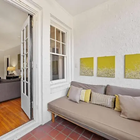 Holiday home Contemporary 2br In Myers Park With Screened Porch Charlotte