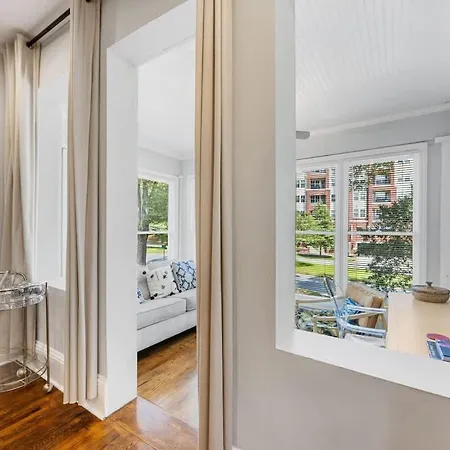 Contemporary Gem In The Heart Of Myers Park Charlotte