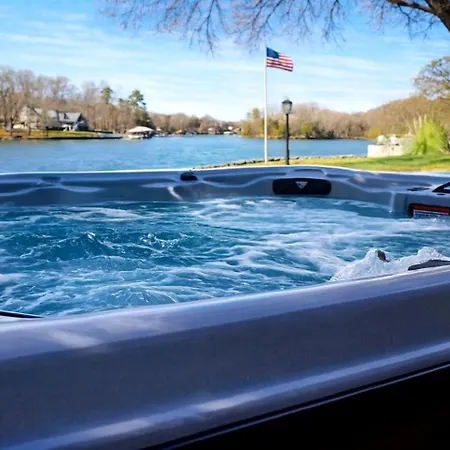Cozy With Swimming Pool In Charlotte, North Carolina * Charlotte