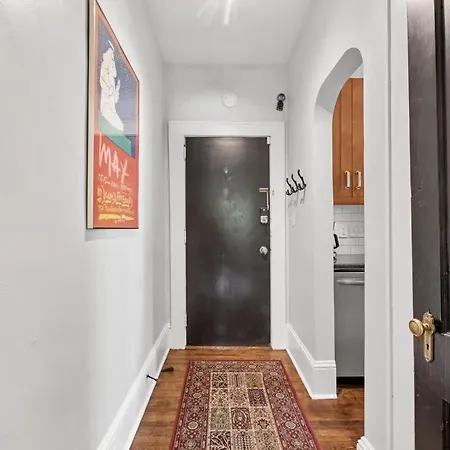 Contemporary Gem In The Heart Of Myers Park Holiday home