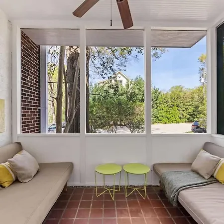 Contemporary 2br In Myers Park With Screened Porch * Charlotte