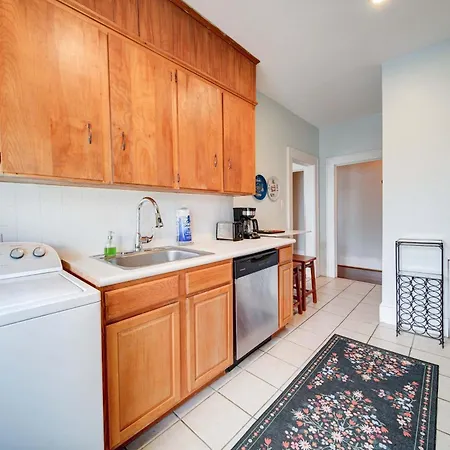 Elegant 1br In Elizabeth With Covered Porch Charlotte