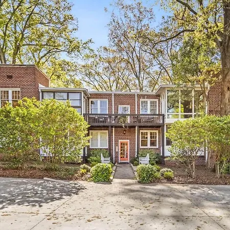 The Collection Clt: 500 Queens Holiday home *