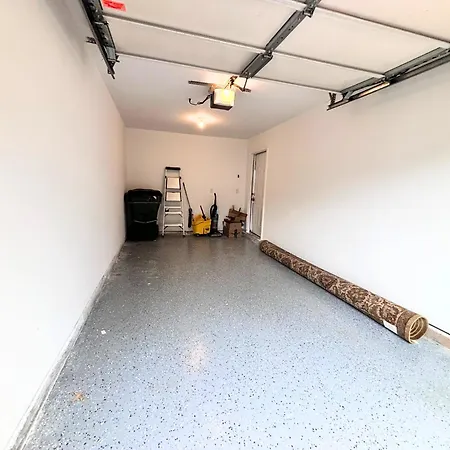 Beautiful 2 King Bedrooms With Garage * Charlotte