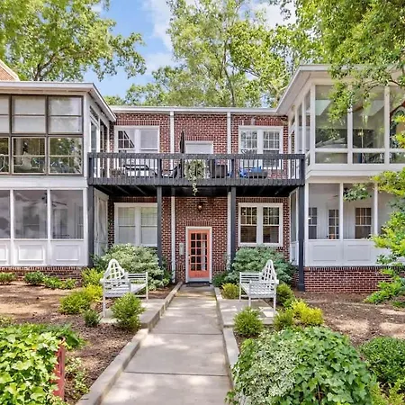 Holiday home Spacious 2br In Myers Park With Sunroom Charlotte